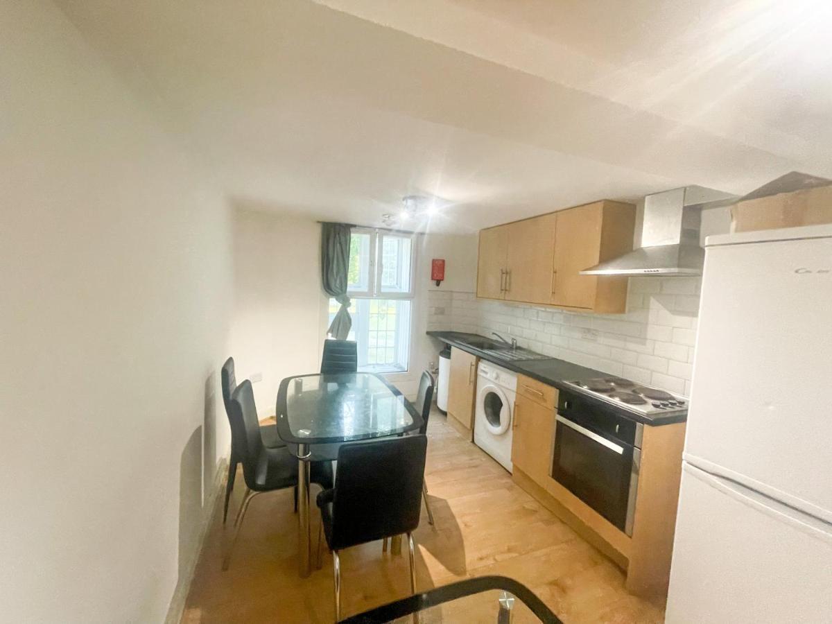 96 Uxbridge Road Apartments Londra Dış mekan fotoğraf